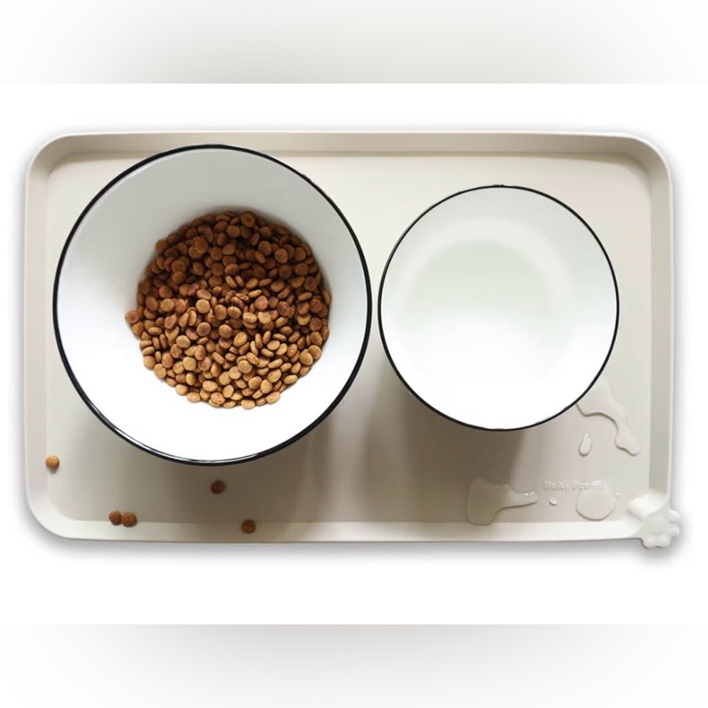 Silicone Pet Food Tray - High-Lip Waterproof Dog Cat Bowl Mats - Cream